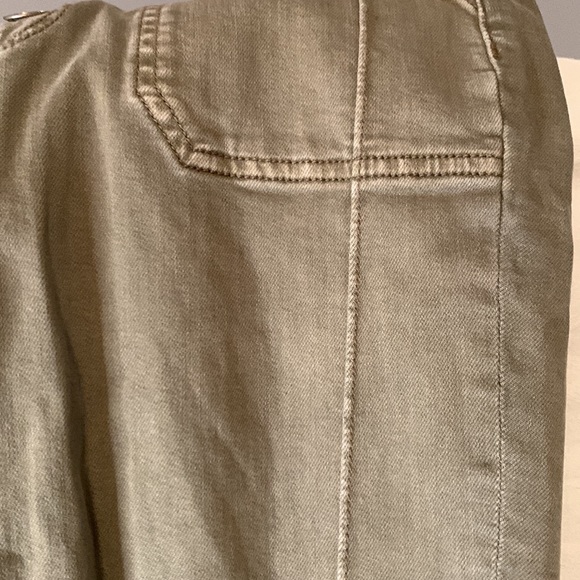 American Eagle Button Fly Jeans Size 8 regular - Picture 8 of 9